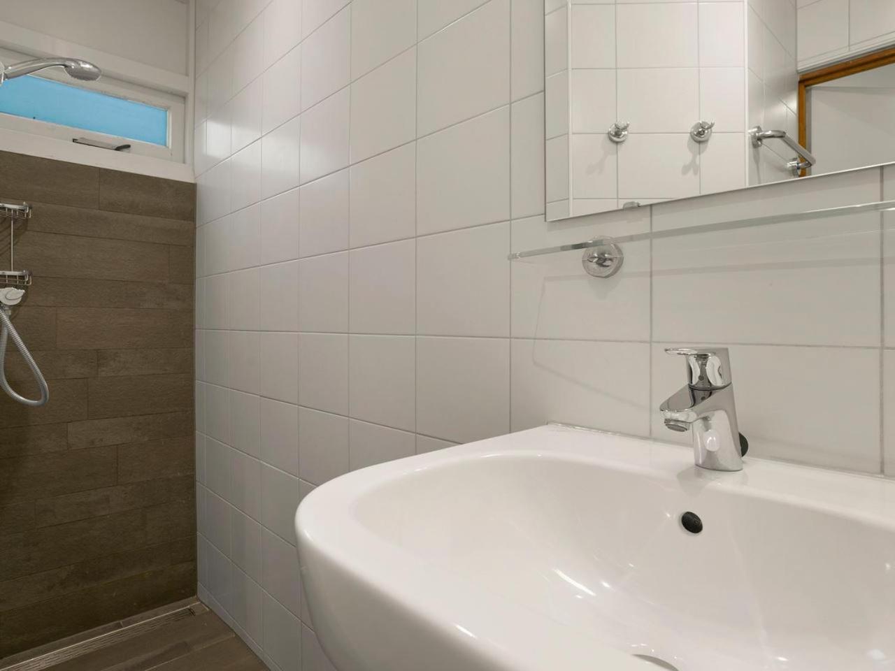 Comfort 6-Person Dog Bungalow In The Holiday Park Landal Heideheuvel Beekbergen Room photo